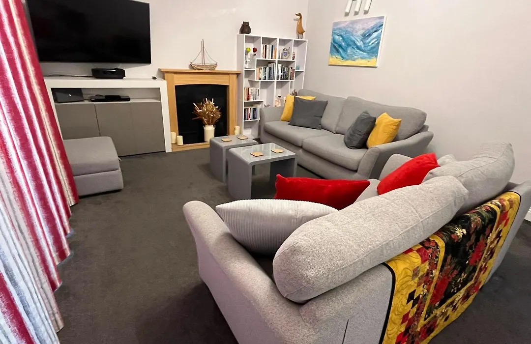 Rockmount Court-1